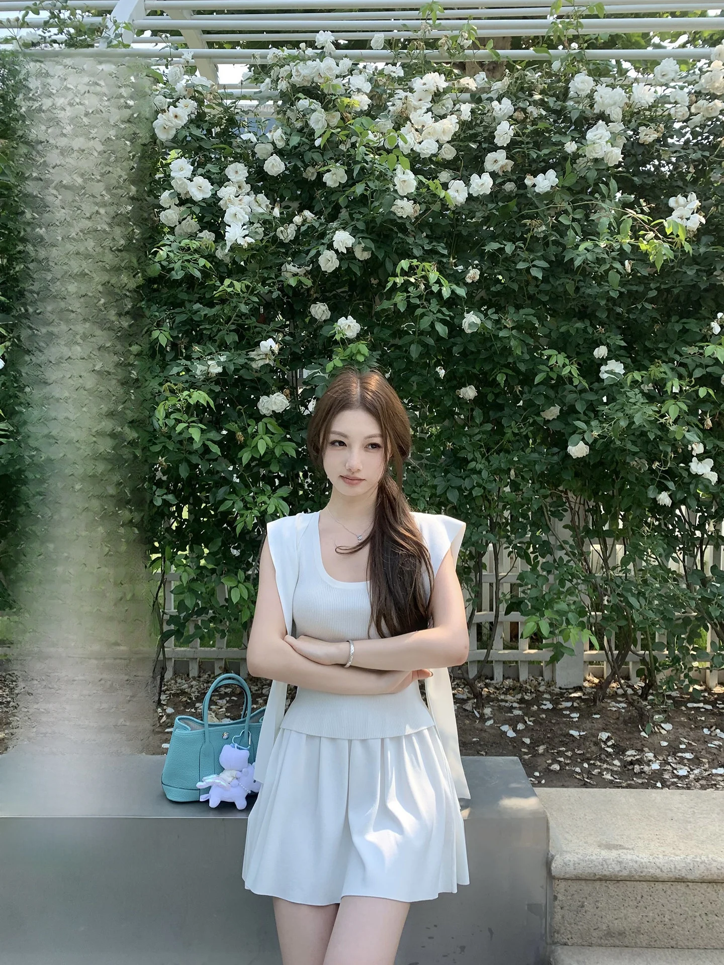 

Комплект из трикотажного топа-безрукавки и юбки для девочек, летний, из полиэстера, с круглым вырезом, цвет каштановый