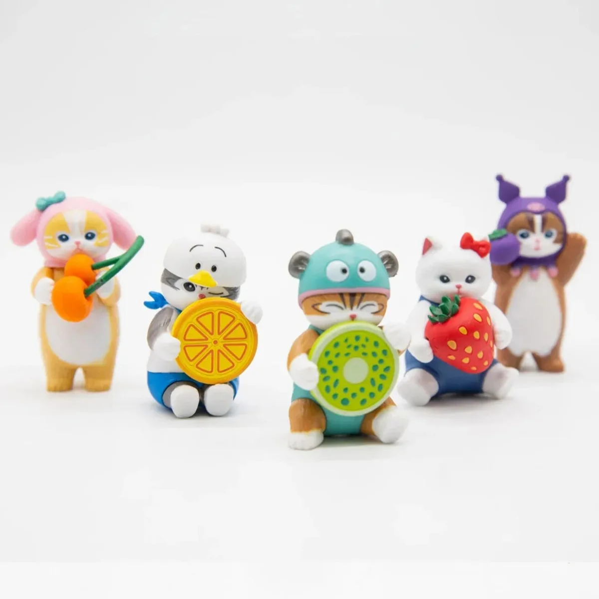 モフサンド 猫 コスプレ サンリオキャラクター フィギュア ブラインドボックス おもちゃ フルーツシリーズ コレクション ハローキティ クロミ メロディ 車 テーブル飾り