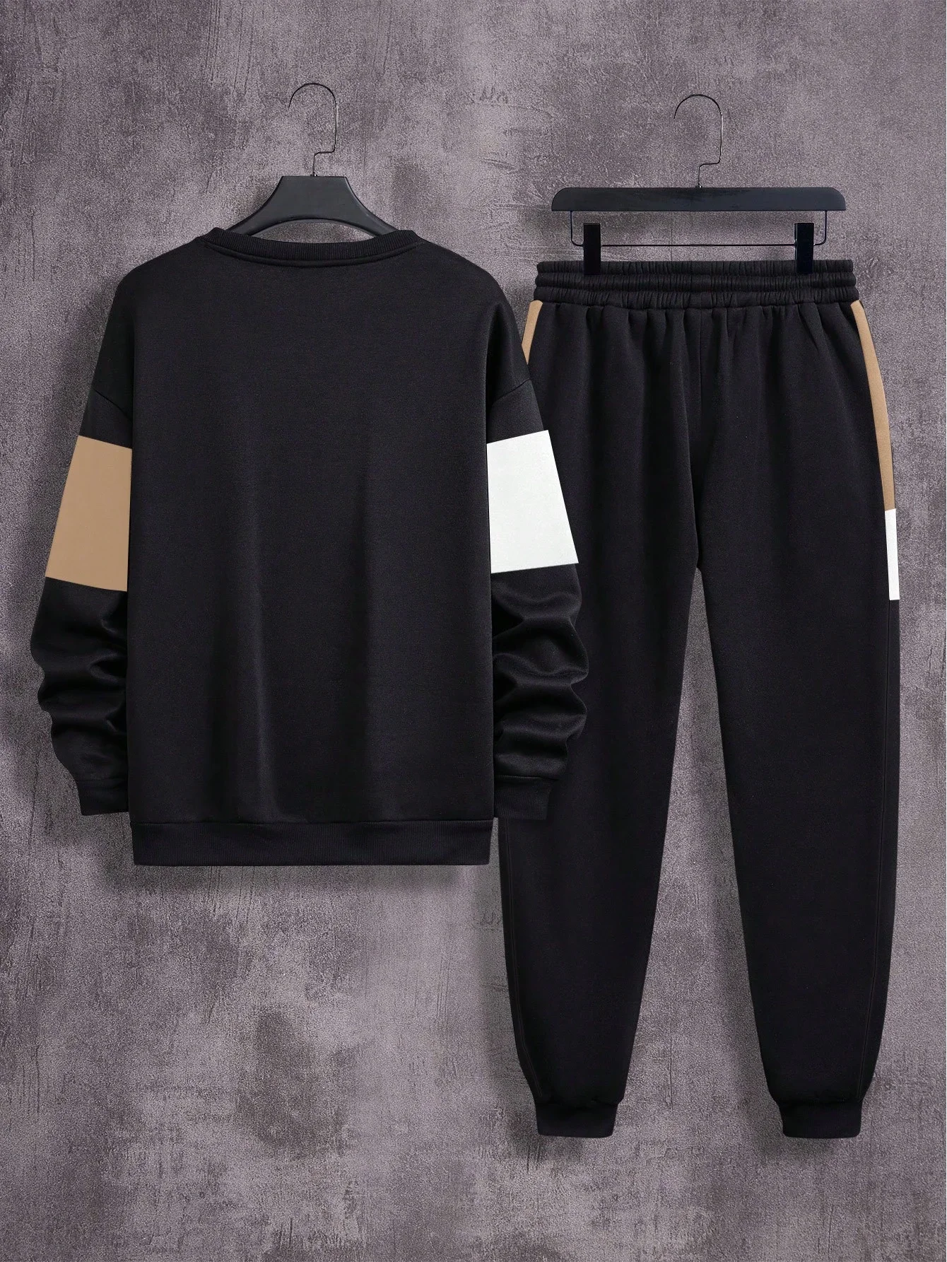 

Men's Casual Contrast Color Patchwork Sweatshirt And Sweatpants Set Fall Clothes