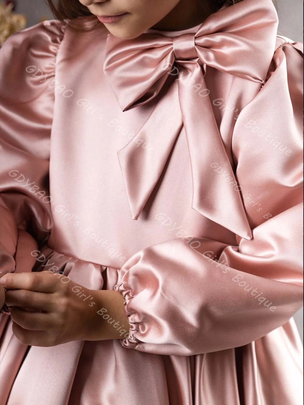 فستان فتاة الزهور من الساتان الوردي للأطفال برقبة دائرية وأكمام طويلة بطول الركبة فستان الأميرة مع فيونكة مخصص لحفلات الزفاف #4