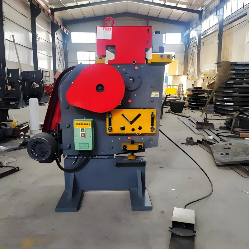 Multifunctional Metal Punching and Shearing Machine Ironworker Sheet Metal Punching Machine