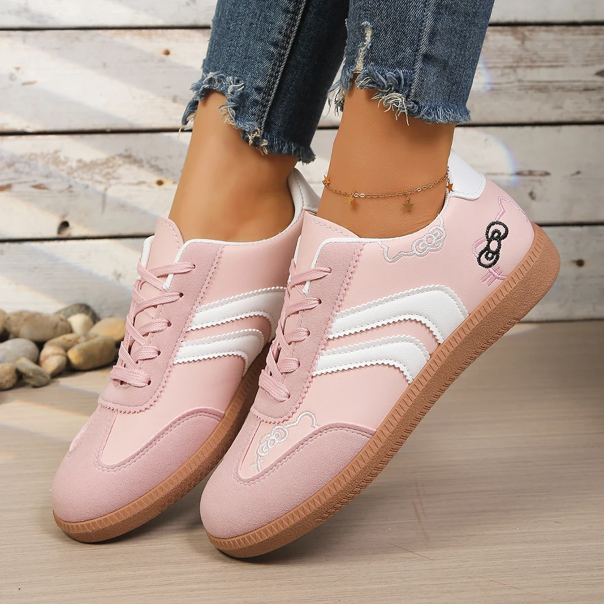 Koreanischer Stickerei-Stil 2026 Neue Damen-Trainingsschuhe, Vielseitige Casual-Sport-Ultra-Leichte Flache Weiße Sneaker – Detail 10