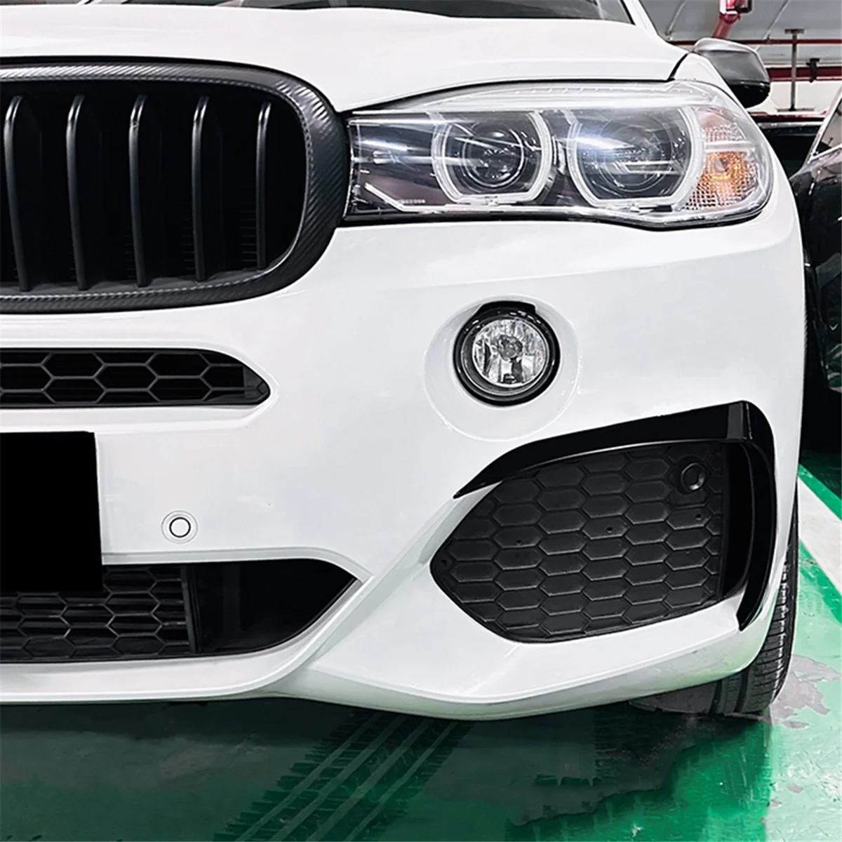 

Car Front Bumper Lip Side Spoiler Fog Lamp Frames Cover for BMW X5 F15 M Sport 2014-2018 Body Kit Splitter(Gloss Black) jasmine