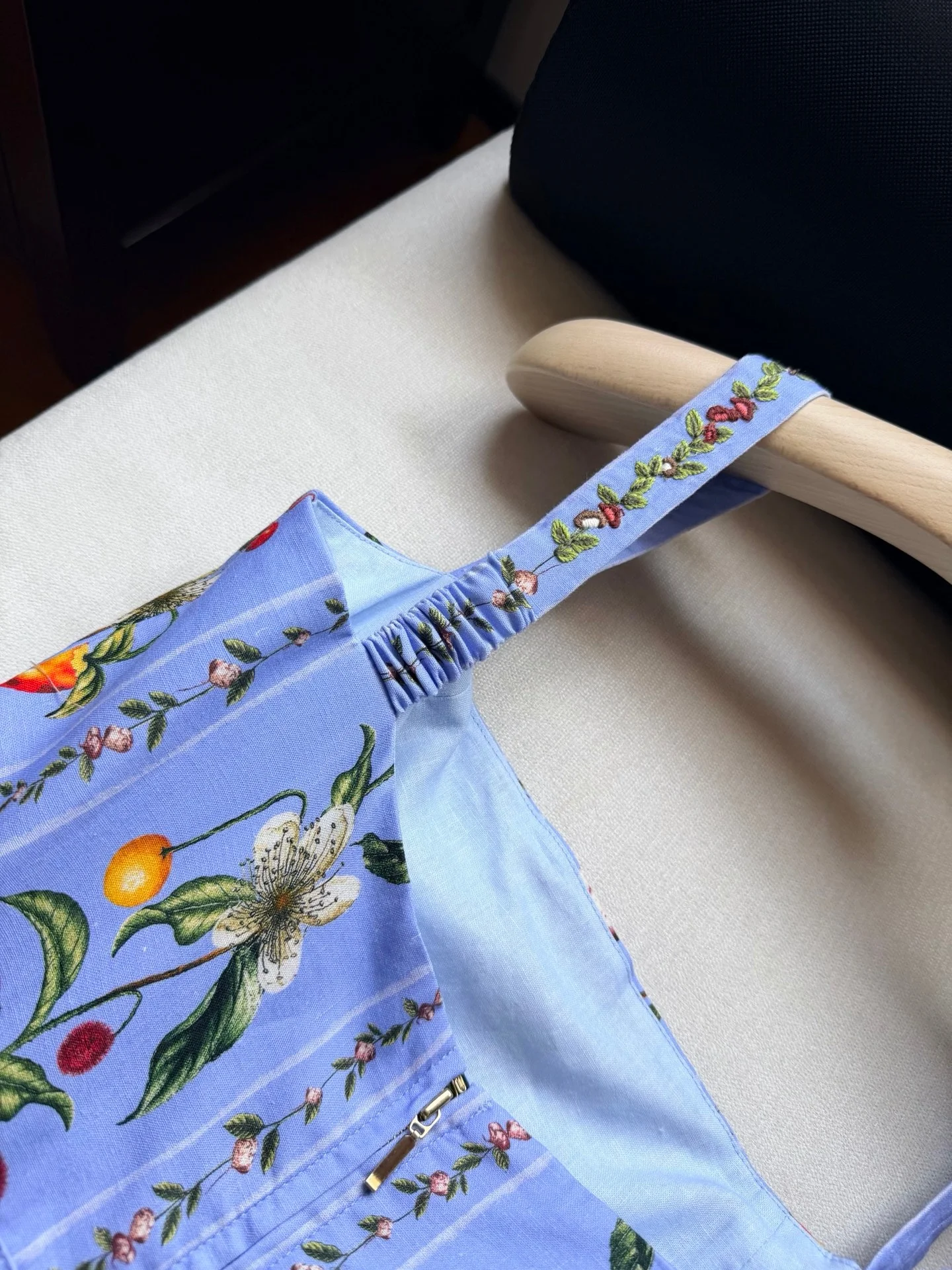 2026 Women's Fruit Pattern Blue Long Dress Embroidery High Waist Square Collar Sleeveless Holiday Style 100% Linen Robe