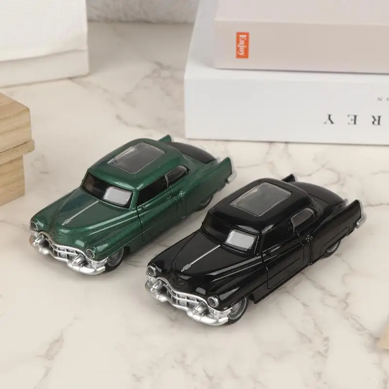 1/36 Realistic Alloy Car Model Retro Pull Back Car Toy Die-cast Metal Toys Car Desktop Ornaments Home Office Decoration