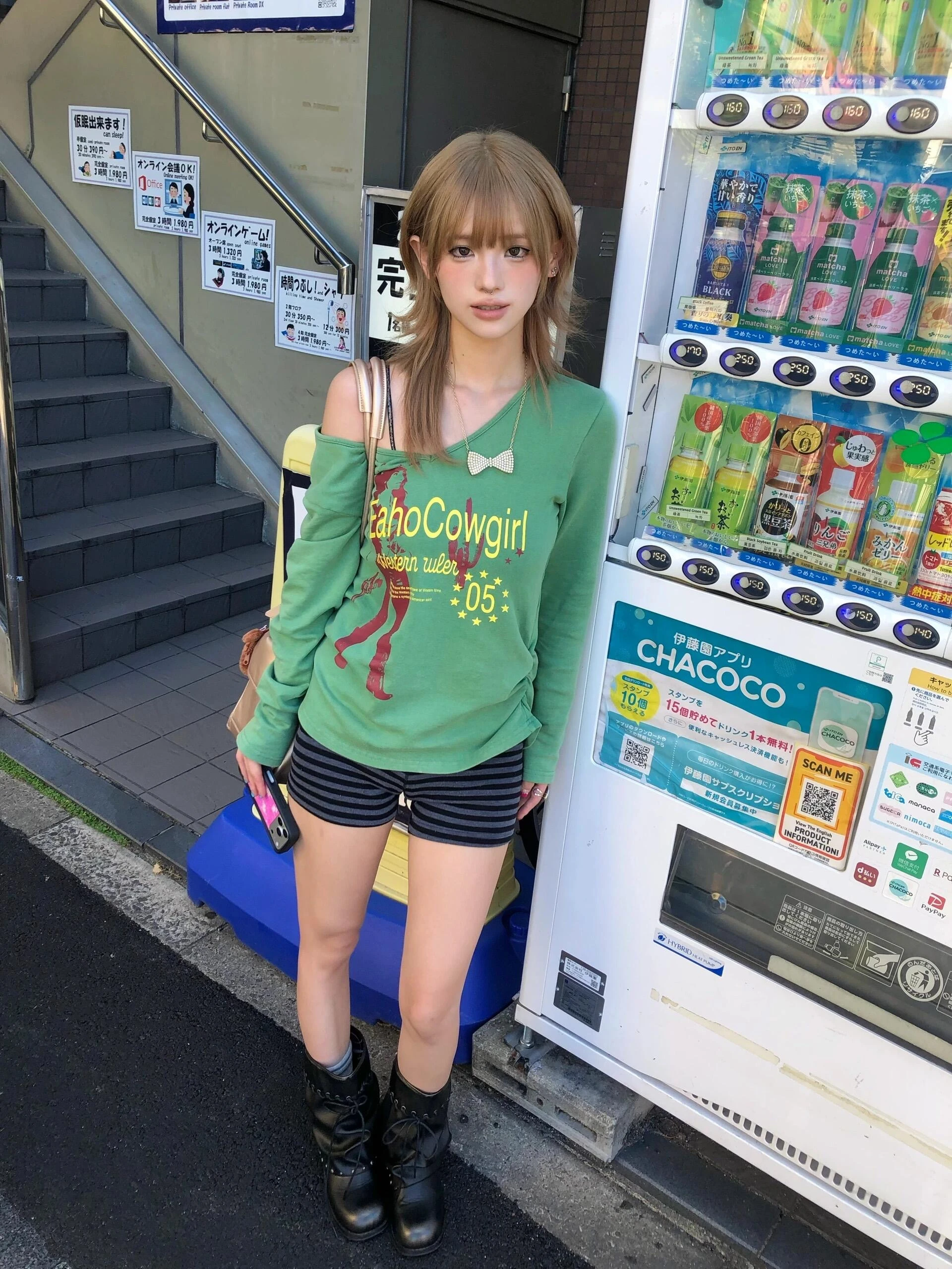 Karrram Japanisches Y2k-T-Shirt mit Buchstabenmuster, 2000er-Jahre-Stil, langärmelig, schulterfreies Oberteil, Vintage-Harajuku-Grünes Streetwear, amerikanisch – Detail 4