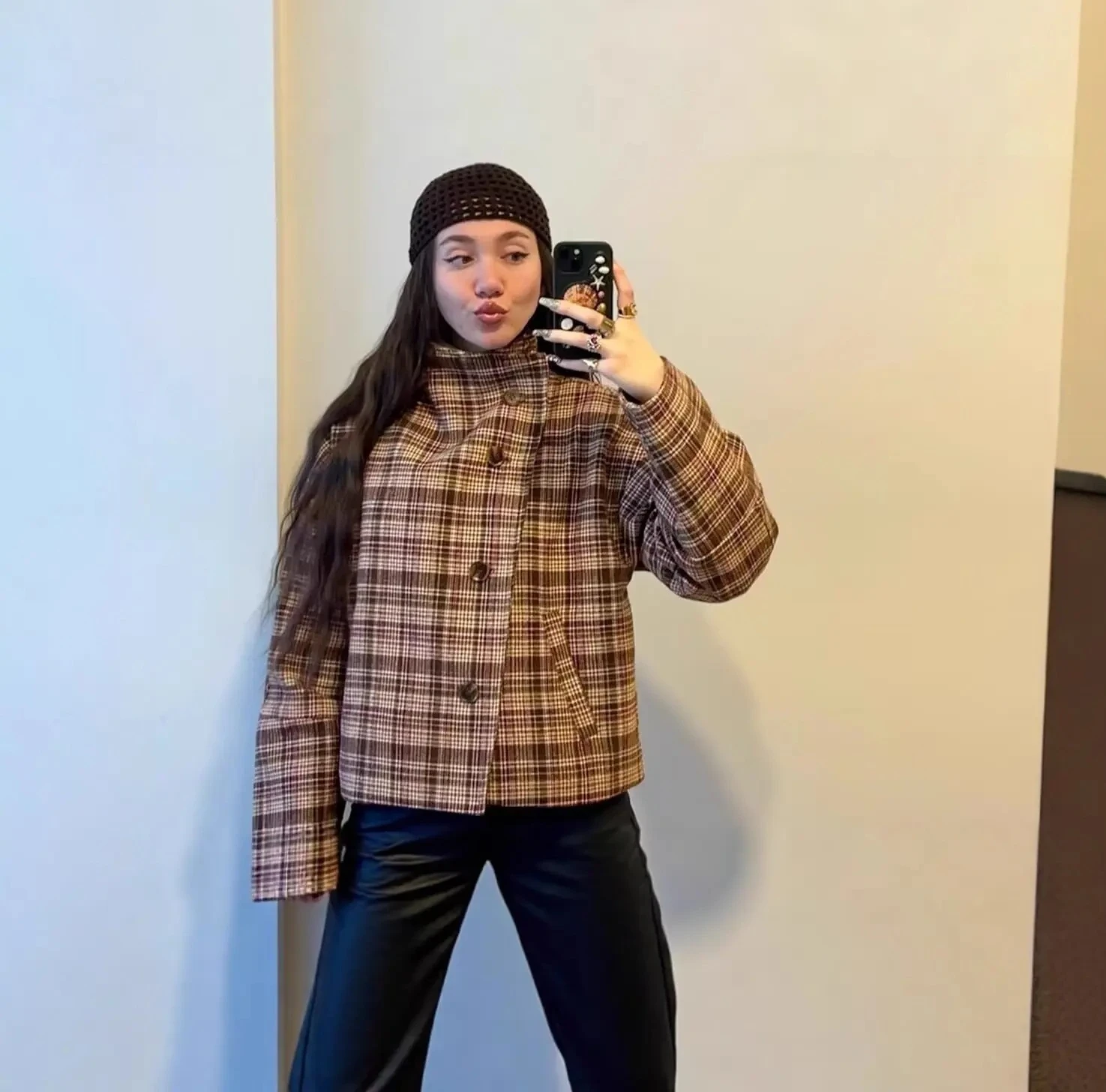 

Elegant Women's Woolen Coat Autumn Fashionable Plaid Slim Fit Single Button Stylish Commute Geometry Pattern Regular Sleeve