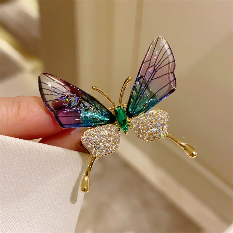 2024 Cz Vlinder Broches Pinnen Voor Vrouwen Paars Groen Kristal Insect Metalen Pinnen Badge Trendy Sieraden Geschenken