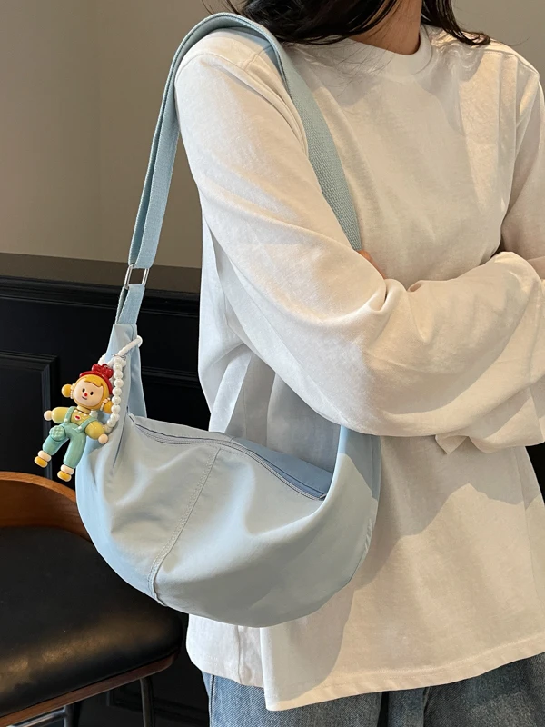 Damska torba crossbody Casual Sle Dumpling aped, lekka torba do pracy z nylonu, zapinana na zamek, na jedno ramię.