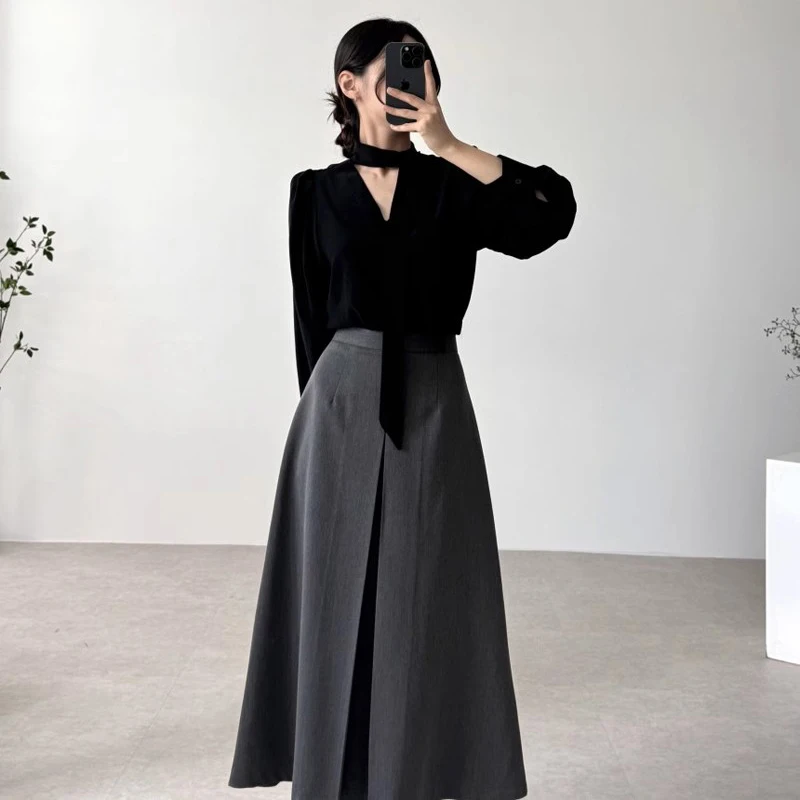 Ele V-Ne Sa irt Top And Pleated  Skirt Set Women's Faion Autumn New Arrival Cotton Blend Two-Piece Suit