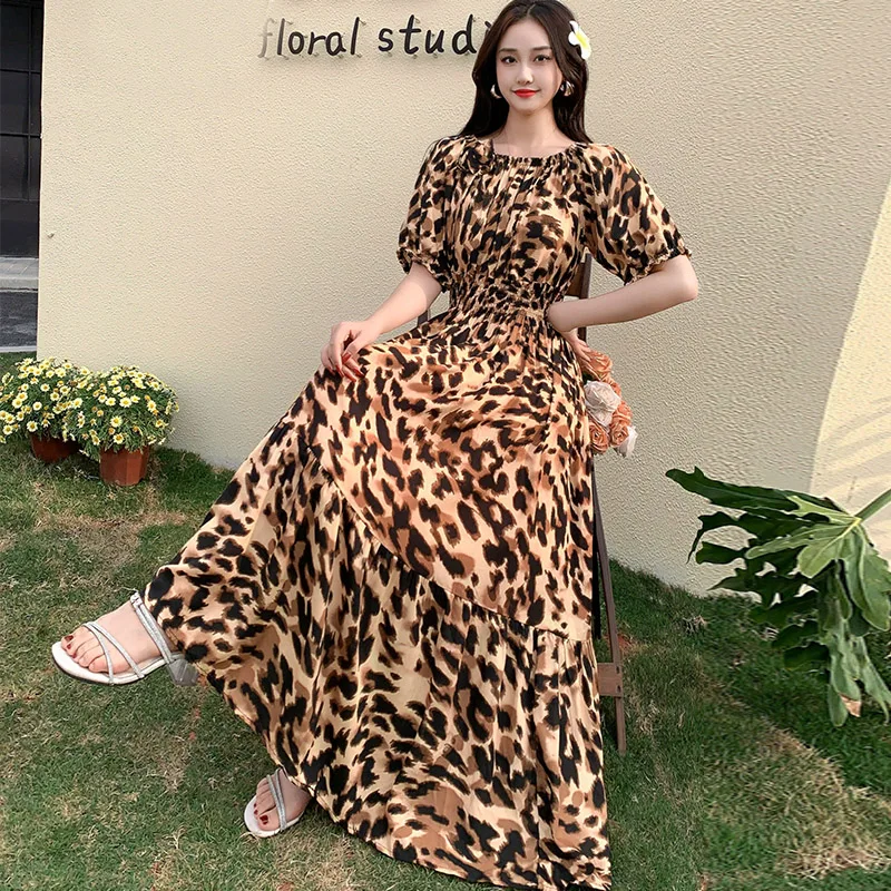 Abito lungo da spiaggia Boho in cotone estivo Abito lungo leopardato a pois con applicazioni di fiori alla moda