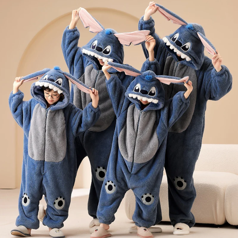 ديزني غرزة أنيمي الأطفال الوالدين والطفل المخملية منامة المرجان بيجامة من الصوف Kawaii الكرتون رشاقته ملابس المنزل بيجامة عائلية