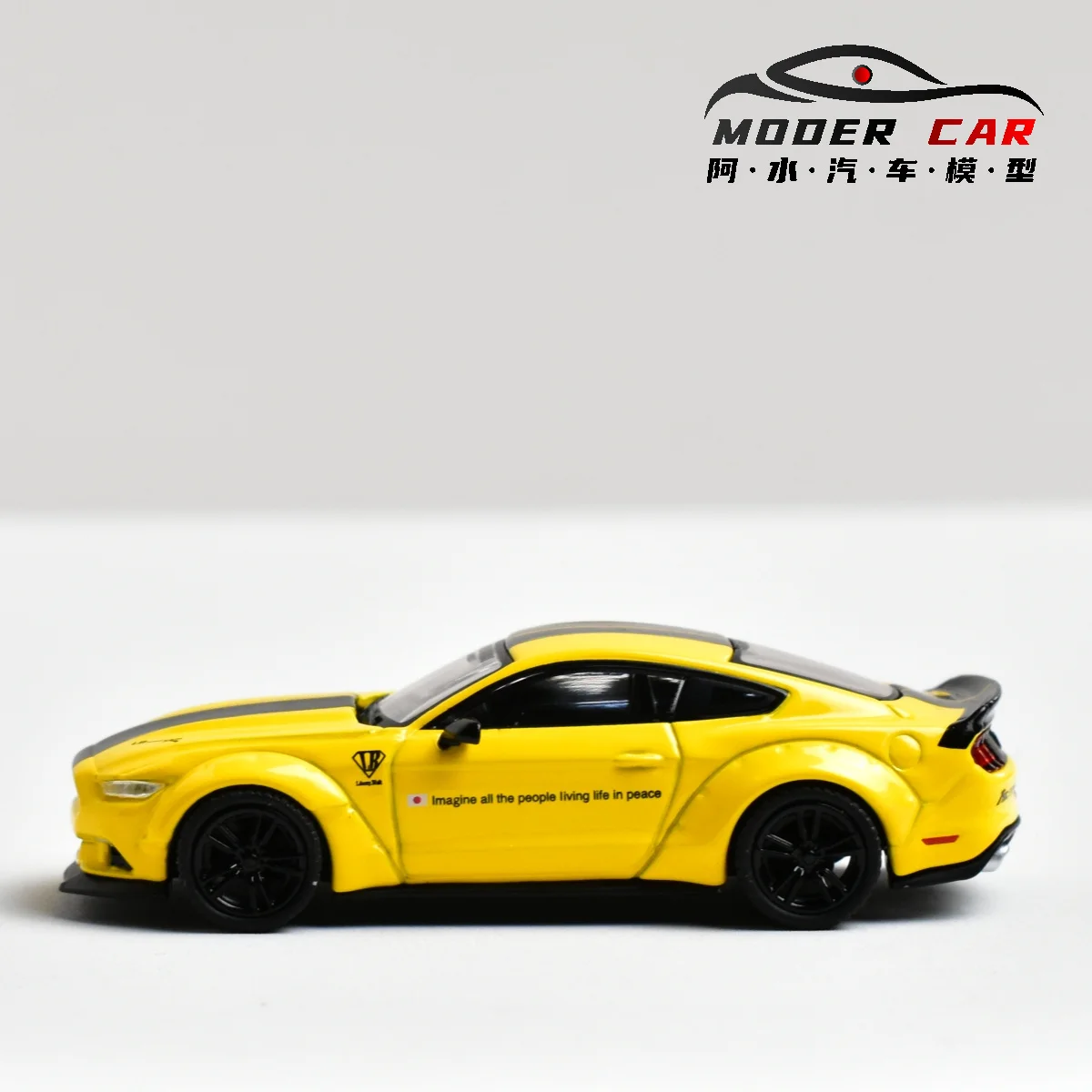 

MINIGT TSM 1:64 1077 Giftable Mustang Diecast Model Car