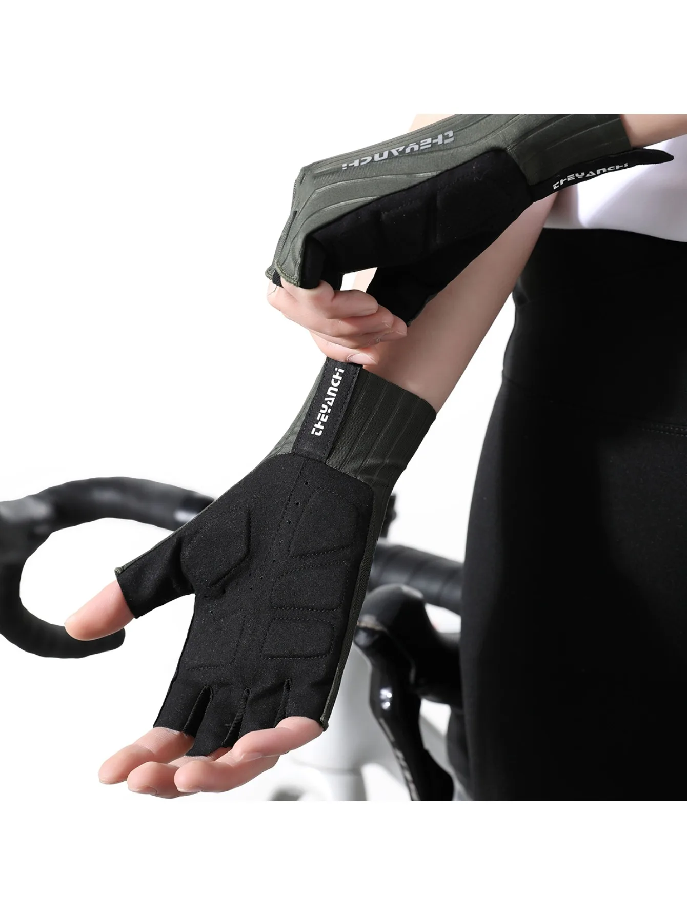 AliExpress NONE MuqiNush Half Finger Outdoor Sports Gloves Anti Slip Shock-Absorbing Wear-Resistant For Cyling Bike MTB Racing Adult Climbing