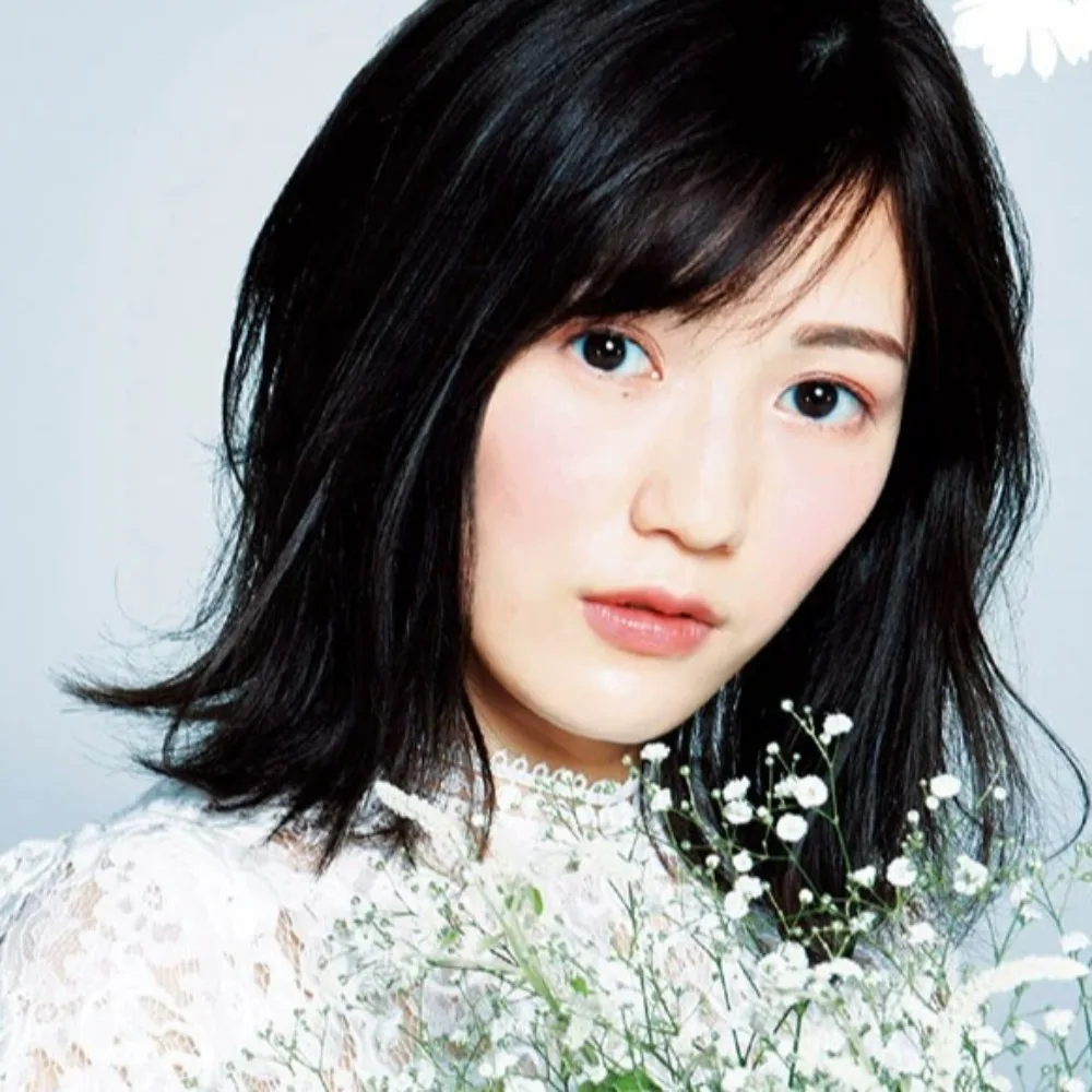 Mayu Watanabe Best Regards CD + Photo Cards - J-Pop Idol Solo Collection z słodkimi melodiami