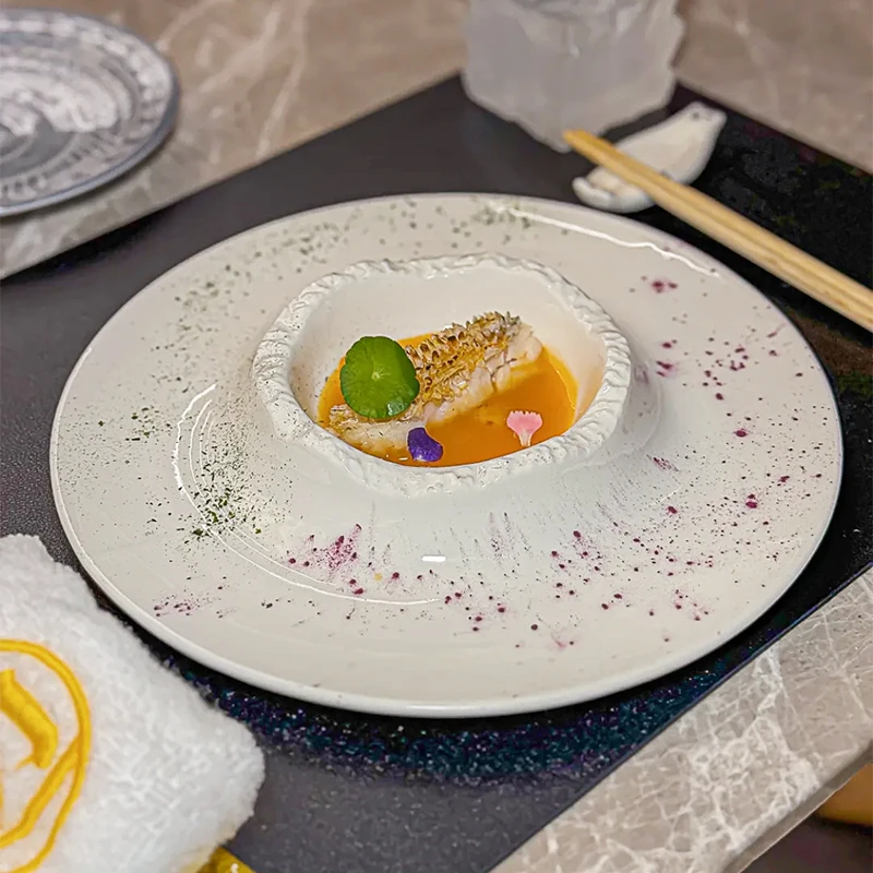 

Простота, чисто белая керамическая основная тарелка, ресторанная кухня, специальная посуда, обеденная тарелка, тарелки для спагетти, стейка, суши