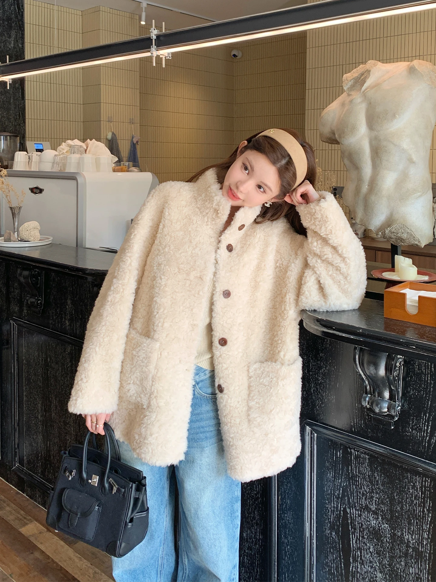 

Универсальное теплое пальто Daisy Butter Toast с интегрированным мехом ягненка, 00 шт., для женщин, осень-зима, из овечьей шерсти, с флисовой подкладкой, универсальное.