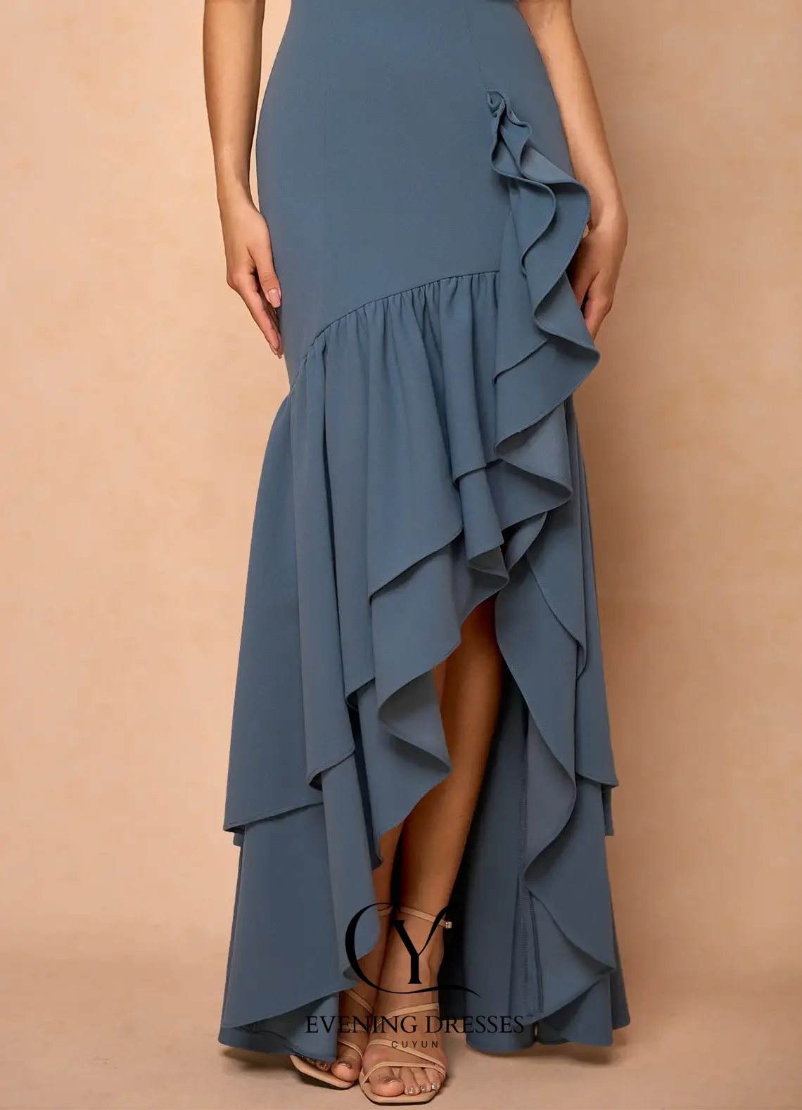 CUYUN فساتين حفلة موسيقية للنساء أشرطة سباغيتي تكدرت فساتين ماكسي مخصصة للنساء فستان الحفلات