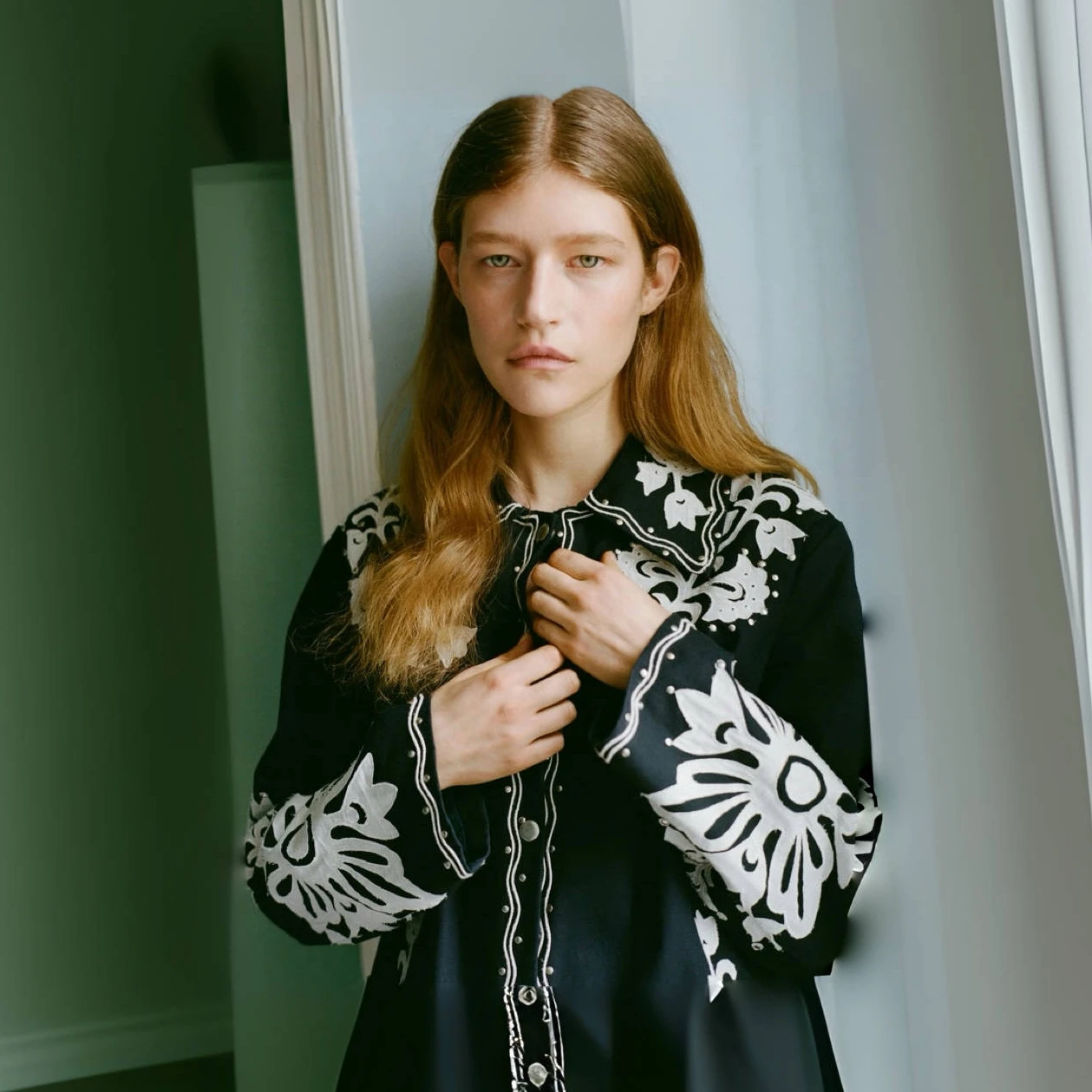 

New York Se* Retro Embroidered Jaet Loose Fit Handmade Floral Cotton Long Sve Women's Autumn Faion Casual Coat