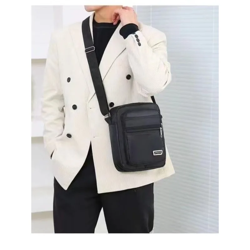 Herren-Umhängetasche, Wasserdichte und Verschleißfeste Geldbörse, Modischer Multi-Reißverschluss-Rucksack, Geschäftsreise-Schultertasche – Detail 17