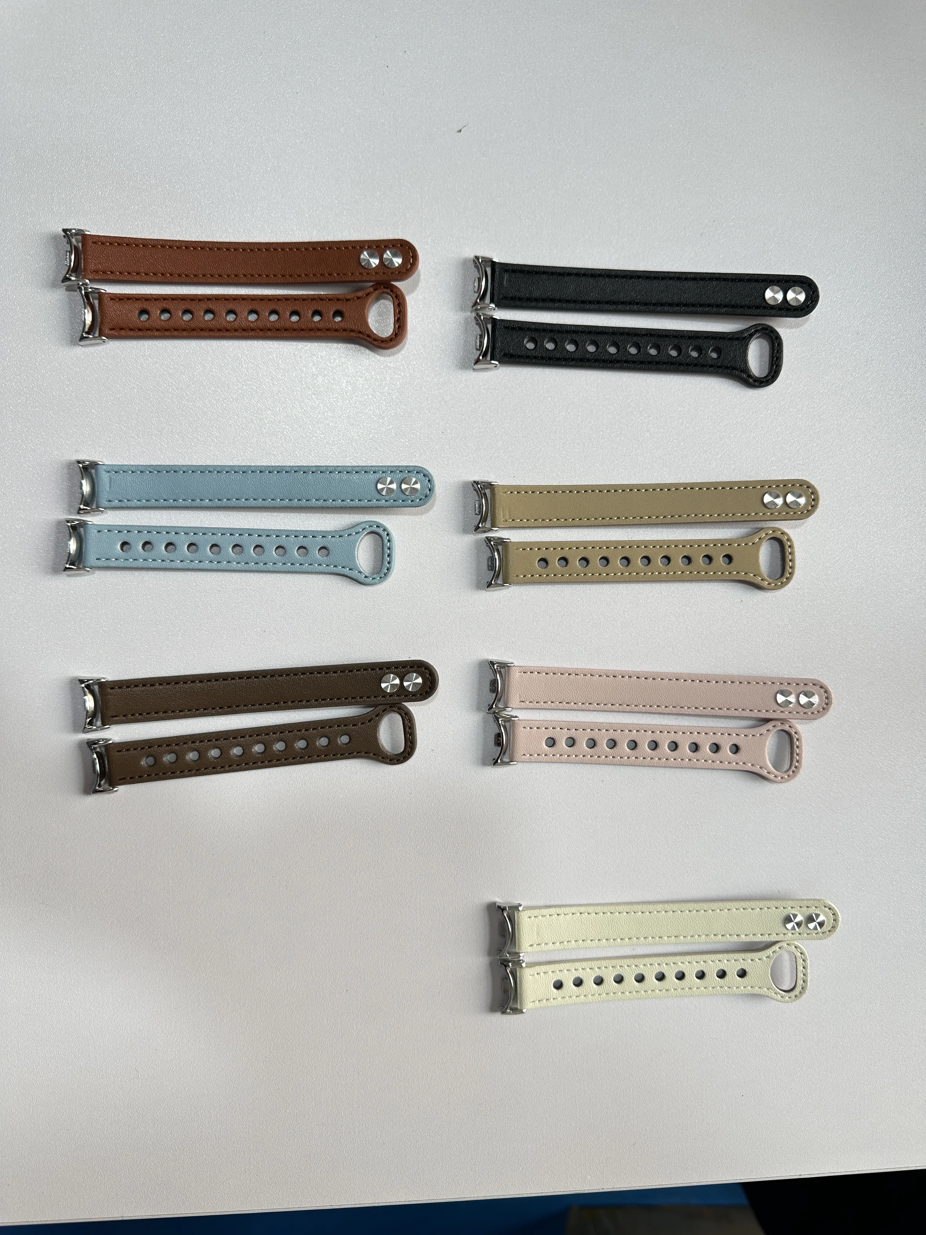Atmungsaktives Lederarmband für Xiaomi Mi Band 10 9 8 NFC Uhrenarmbänder Zubehör Elegantes Armband Correa Xiaomi Smart Band 8 9 10 – Detail 2
