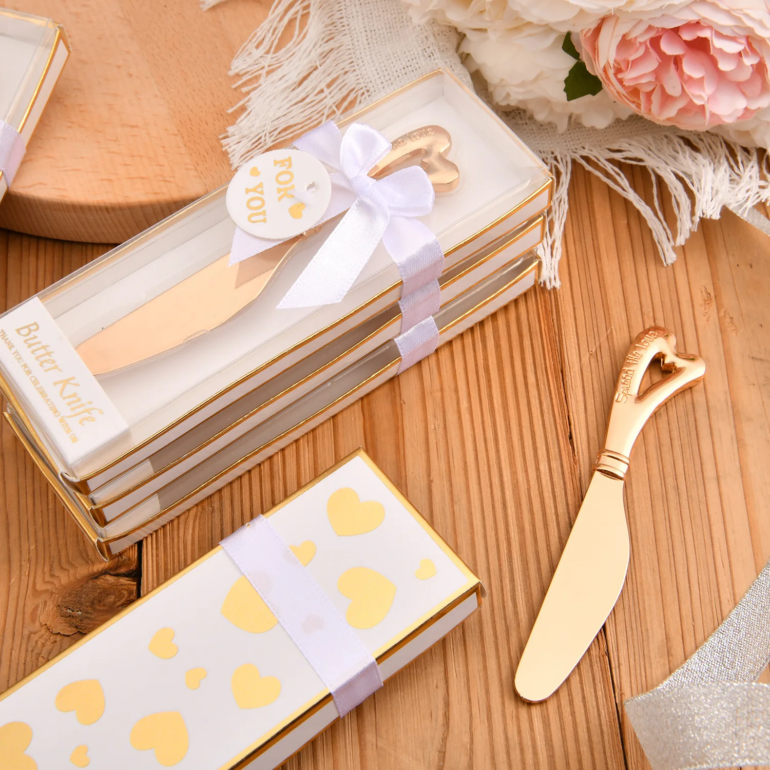 50pcs/lot “Spread the Love” golden Spreader with Heart-Shaped Handle Wedding favors