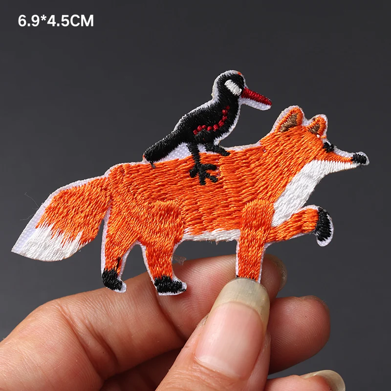 Woodpecker fox size: 6.9x4.5cm Patch for Clothing Iron on Embroidered Sewing Applique Cute Badge DIY Apparel Accessories