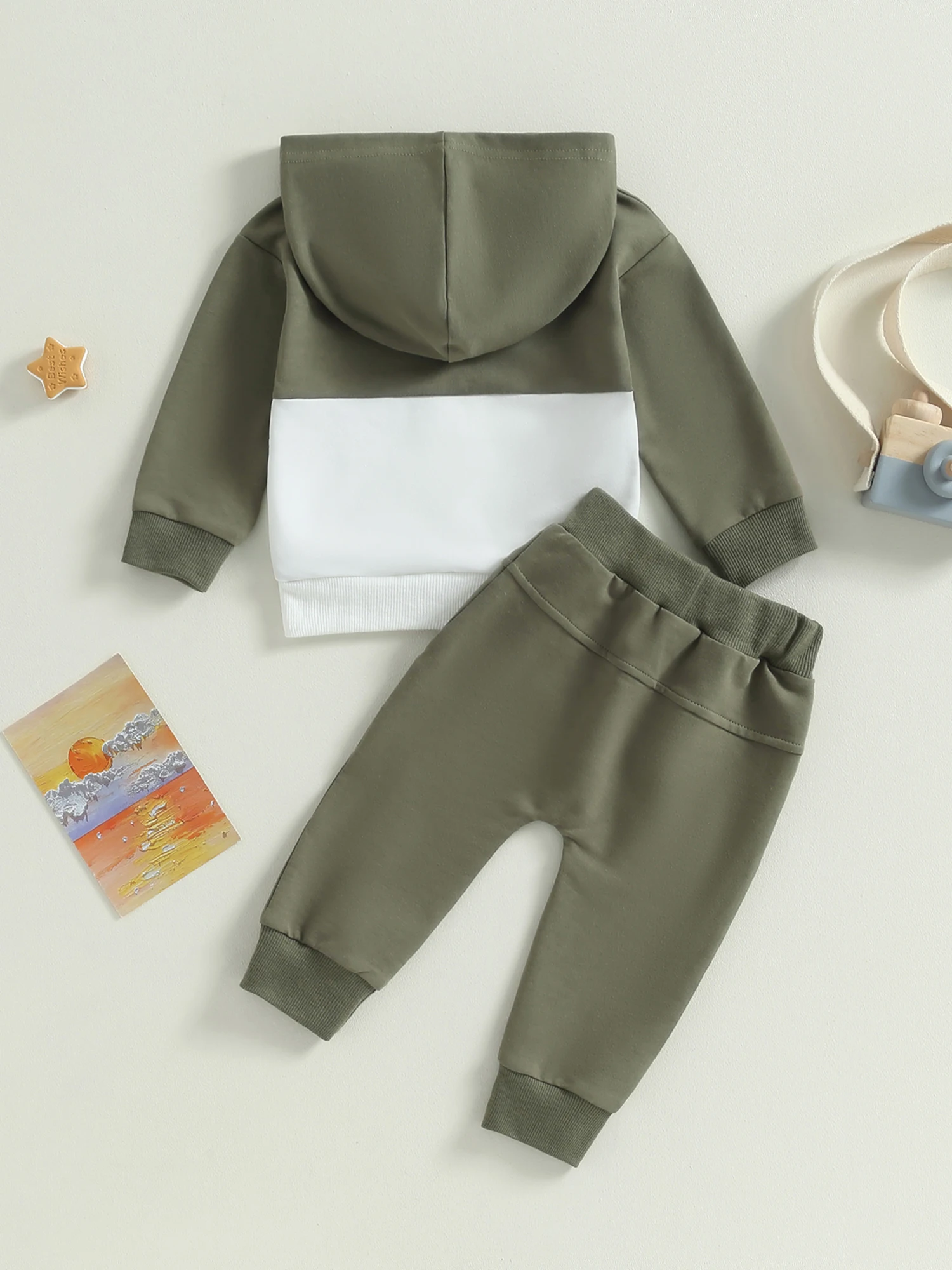 

Adorable Hooded Tracksuits for Toddler Boys - Perfect Fall and Winter Outfits in Sizes 6-24 Months and 2T-3T Featuring