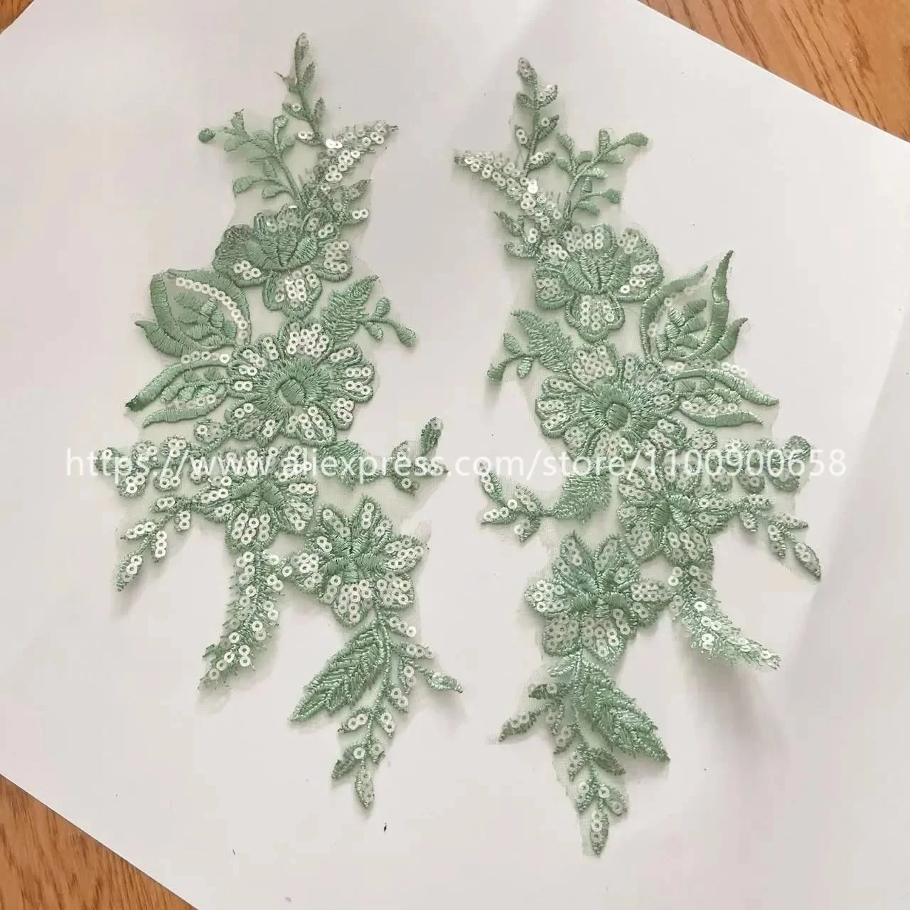 

10 Pieces High-quality Embroidery Sequin Mirror Flower Accessories, DIY Sewing Accessories for Wedding Dresses, and Clothing.