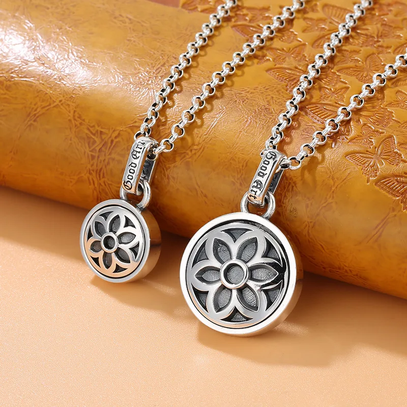 

S925 sterling silver cherry blossom necklace pendant distressed retro rotating necklace pendant trendy sweatshirt chain