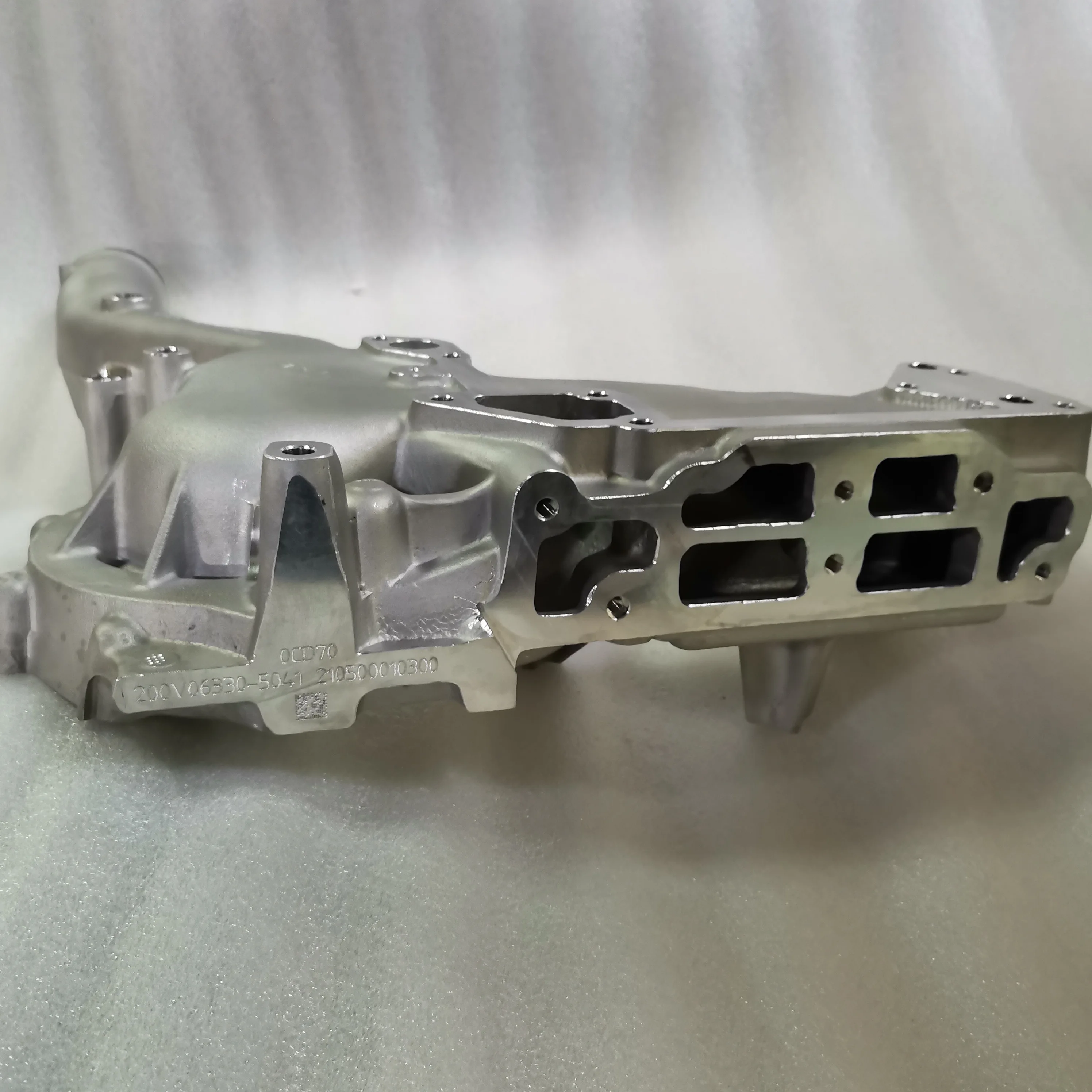 Sinotruk Engine Metal Shell Distribution Box 200V06330-5041