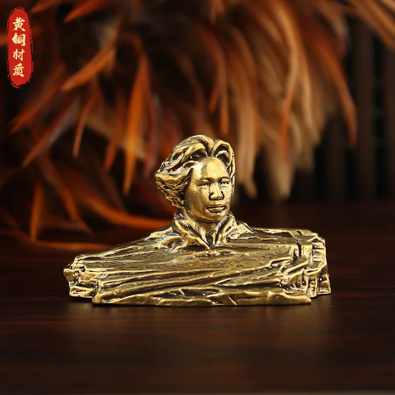 Youth Chairman Mao Bronze Statue, a souvenir item the Orange Island scenic spot in Changsha, suitable for office or home dec