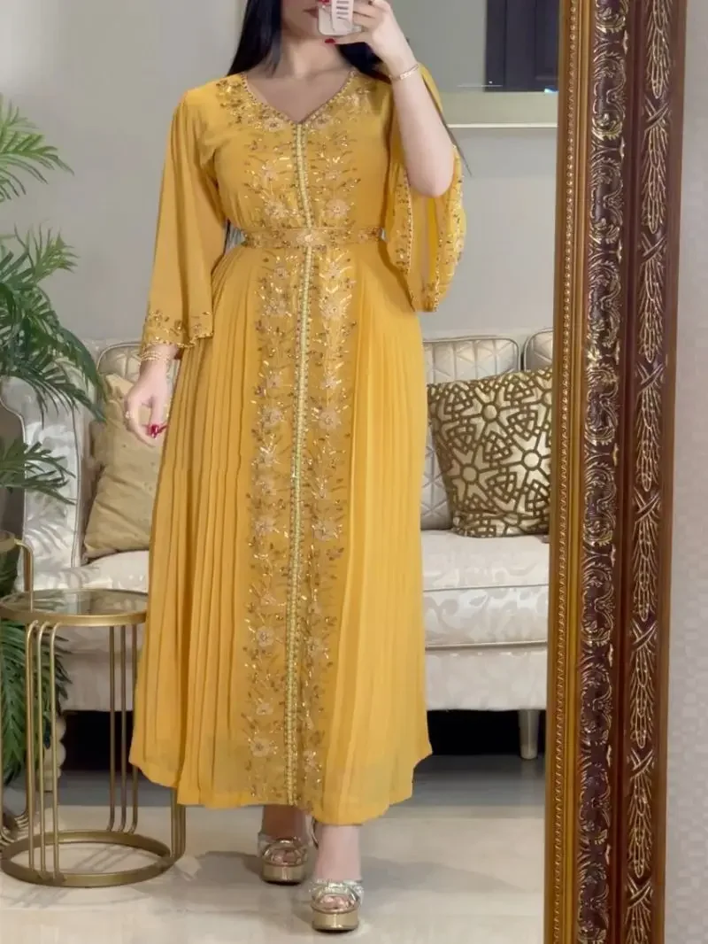 2023 Primavera Verão Mulheres Longo Maxi Vestido Solto Oriente Médio Costagem Bordada Diamante Kraft Tan Robe Vestido de Noite