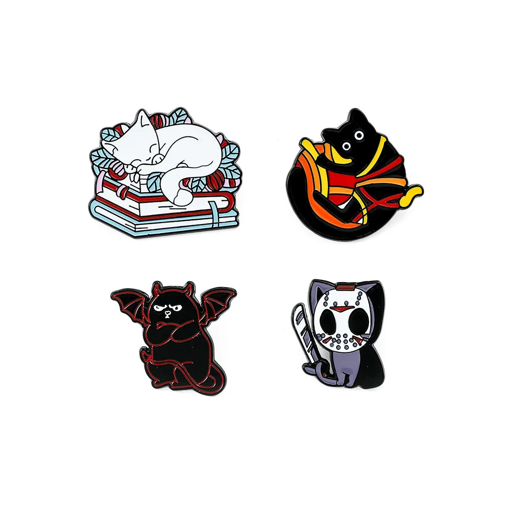 

Cartoon Creative Personality Cat Brooch Cat Playing with Yarn Ball Halloween Prank Cat Holding Knife Metal Badge Accessories