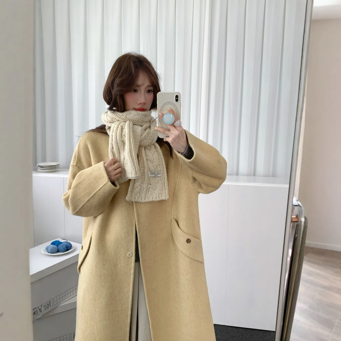 Korean Retro Twist Knitted Scarf Women's Autumn and Winter Thickened Warm Soft Waxy Wool Blended Scarf Versatile White Green