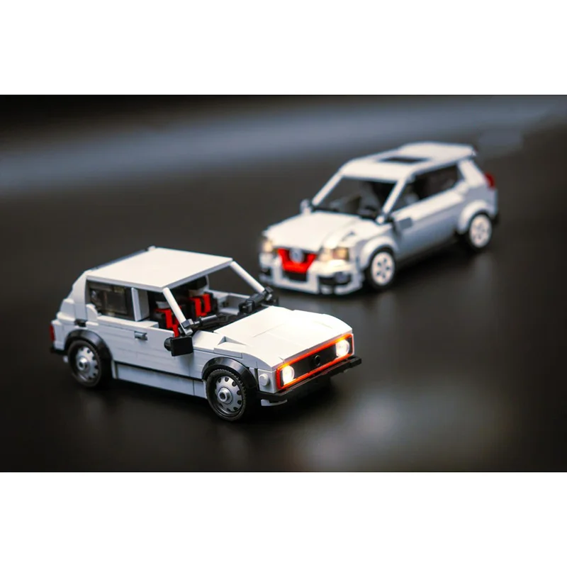 311pcs MOC Retro Hatchback Building Blocks Set DIY Assemble Classic Compact Car Model Collectible Gift for Hobbyist