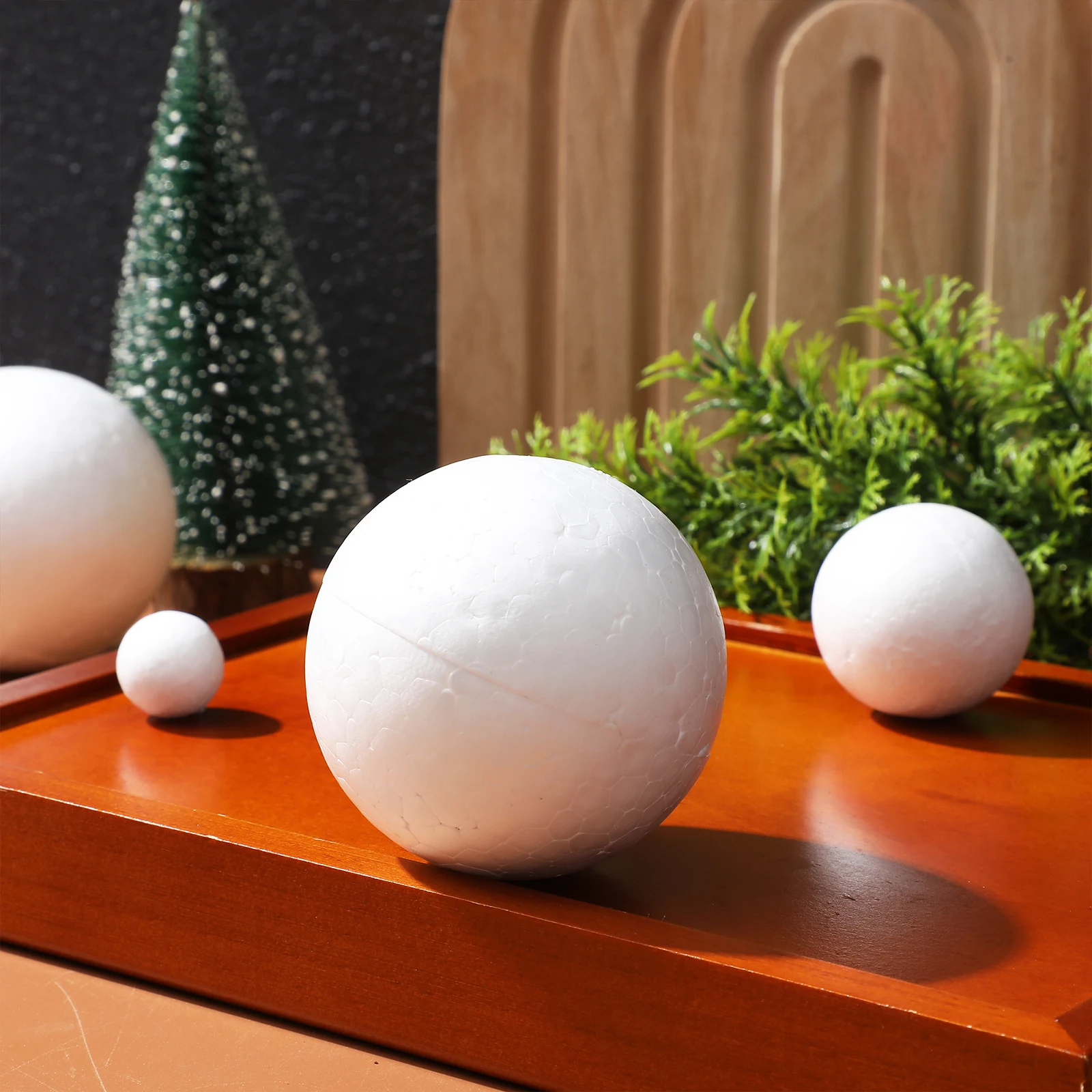 

260 Pcs White Foam Balls Round Crafts Supplies Lightweight Decorative Blank Painting Various Sizes DIY Projects