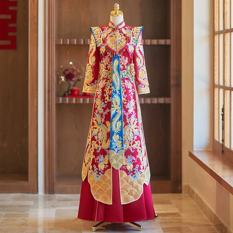 The new style of dragon and phoenix a traditional Chinese wedding dress is suitable for toasting opening ceremonies - Image 2