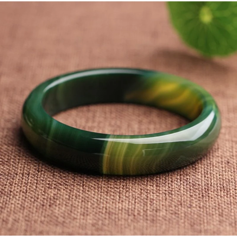 

Aquatic Agate Bracelet Grass Green Bracelet