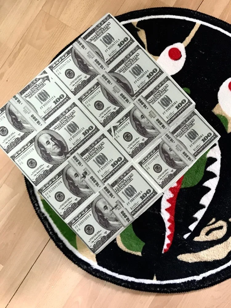 The same Internet celebrity dollar banknote stool model props decorate cartoon floor-to-ceiling living room trend ornaments