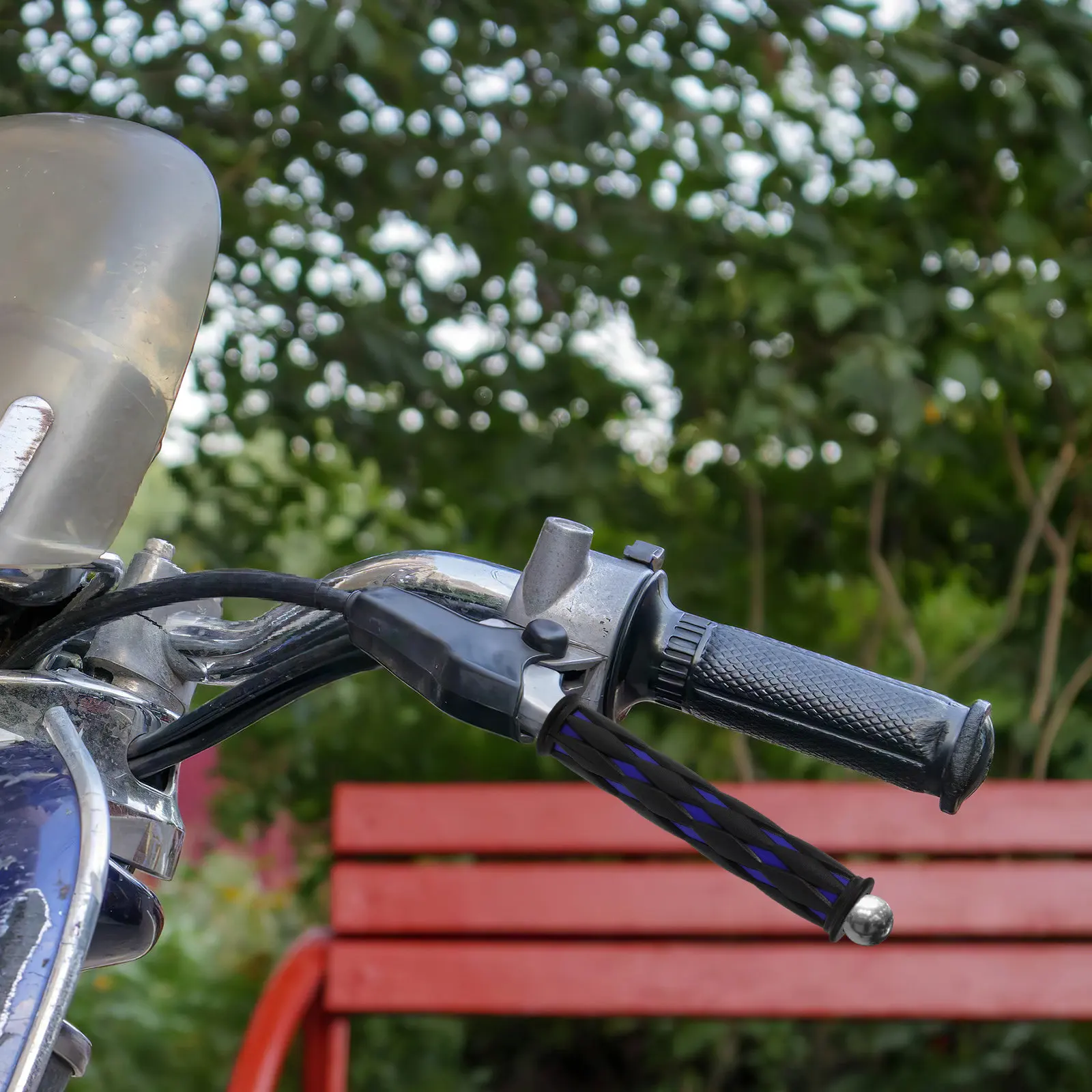 

1 Pair Universal Motorcycle Handlebar Grip Covers Comfortable Non Slip Rubber Motorbike Handlebar Covers for Electric Scooter