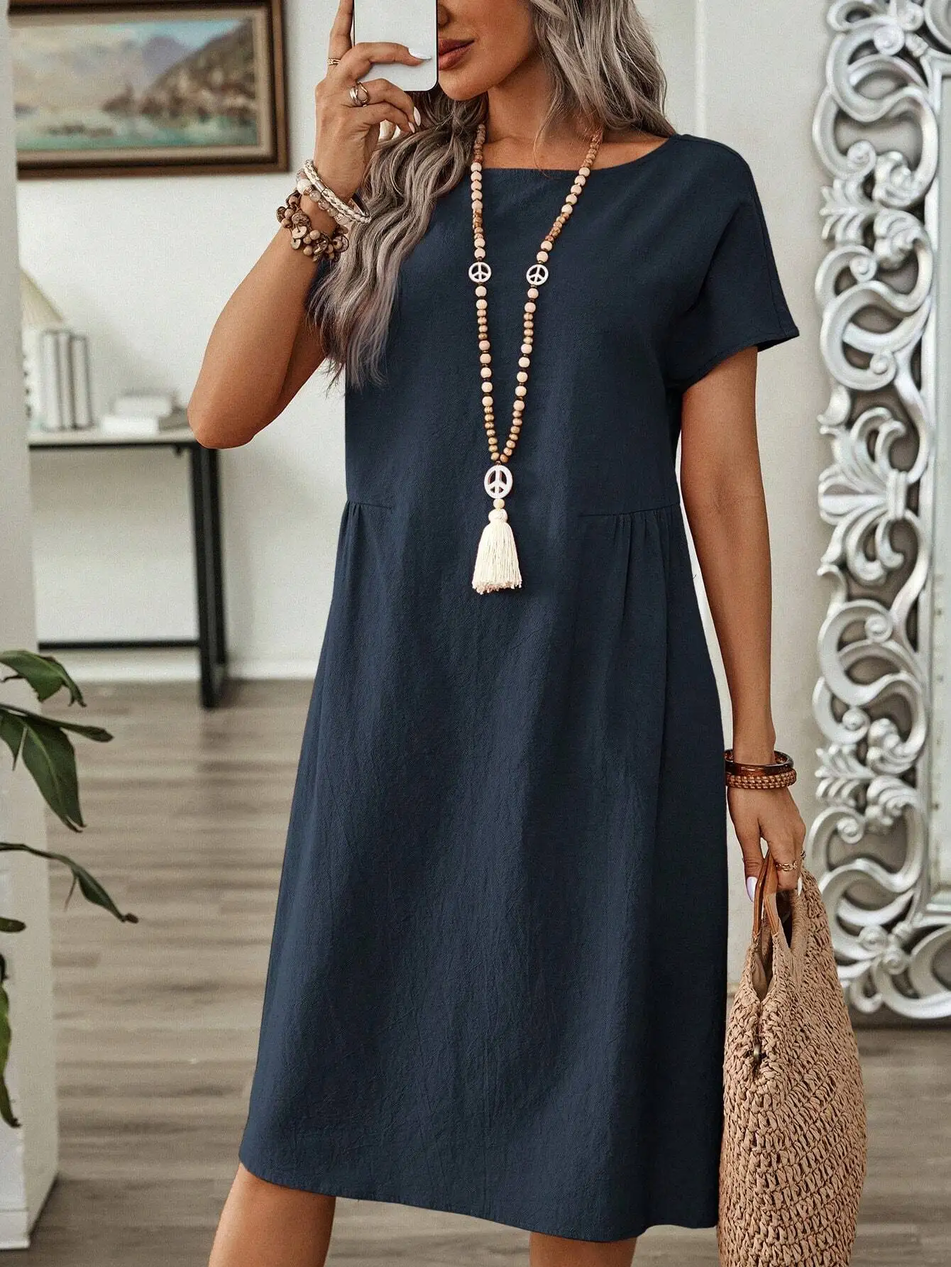 

Женское летнее повседневное платье миди А-силуэта с круглым вырезом