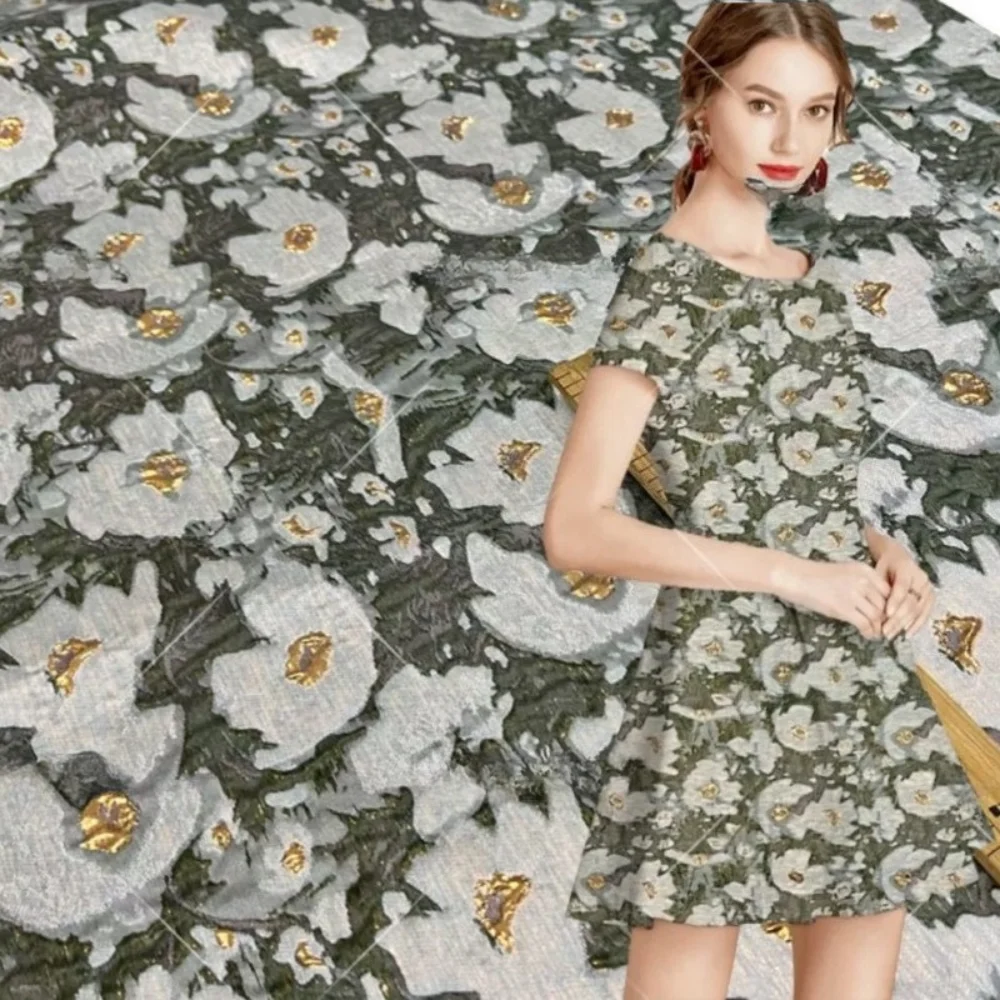 

Парчовая жаккардовая ткань, окрашенная в пряжу, полиэстер, золотая линия, материал, тисненый костюм, пальто, ветровка, художественные ремесла, одежда, ткань для шитья