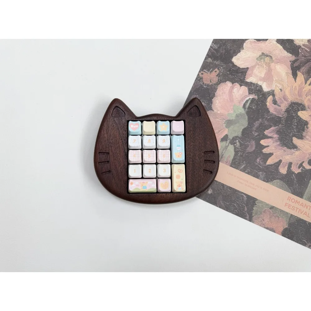 

17-keys Pad Black Walnut Mini Cat Mechanical Keyboard Kit Custom Numeric PAD Hot Swap Dual-mode Wired Bluetooth Game Keyboard