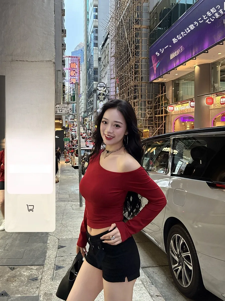 

Футболка Spicy Girl с длинным рукавом, вишнёвым принтом, облегающая, с подкладкой на груди, укороченная, однотонная, с открытыми плечами