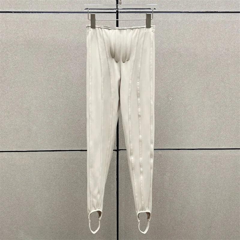 レディースパンツ 新しい伸縮性のあるスリムフィットペンシルパンツ 冬2025 フィッシュボーンスプライシング フットステッピング ヨガパンツ y2k レディースレギンス