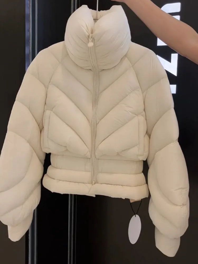 Sli ort Piumino bianco Jaet da donna Inverno 2025 Nuovo cappotto con colletto alla coreana che impinge la vita di piccole dimensioni Ele Commute Sle