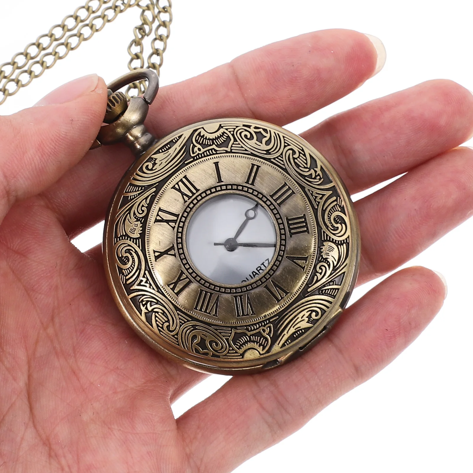 ساعة جيب كلاسيكية إكسسوار زخرفي معدني للرجال والنساء على الطراز القديم هدية ساعة جيب ميكانيكية محمولة