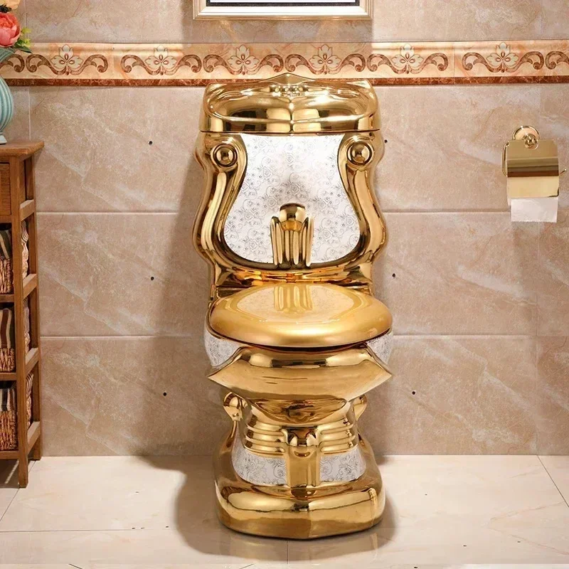 Royal Extreme Golden Electroplated Ceramic One-Piece Toilet Hotel Quality Bathroom Commode For Spaces