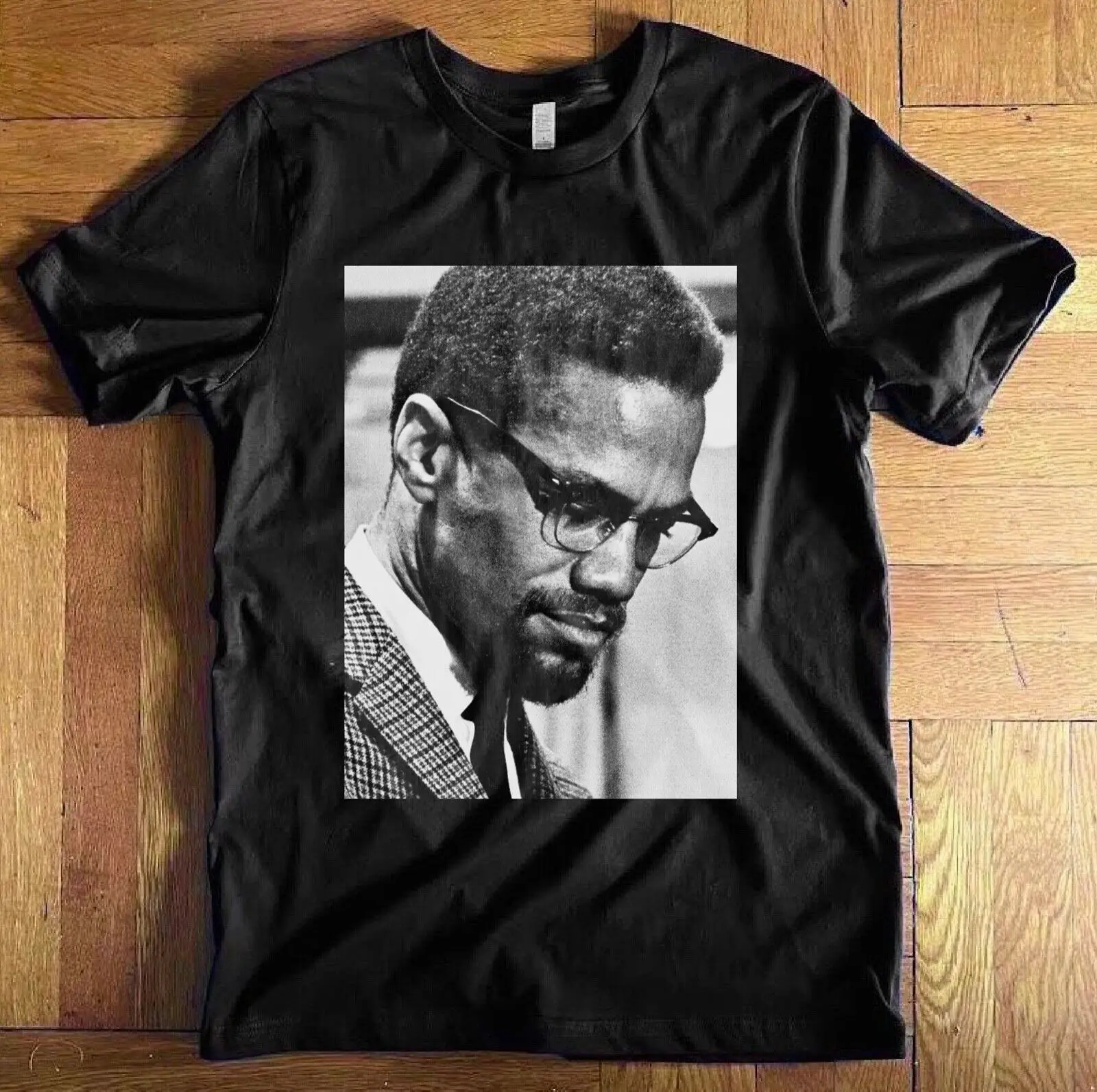 

Malcolm X Unisex T-shirt (Bella Canvas)